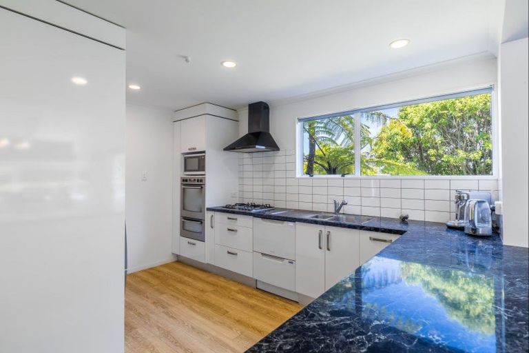 Photo of property in 12a Bronte Place, Whalers Gate, New Plymouth, 4310