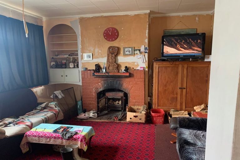 Photo of property in 16 Charlotte Street, Balclutha, 9230