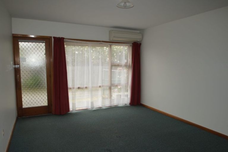 Photo of property in 2/6 Kinloch Street, St Albans, Christchurch, 8014
