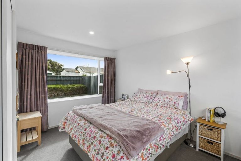Photo of property in 1/142 Petrie Street, Richmond, Christchurch, 8013