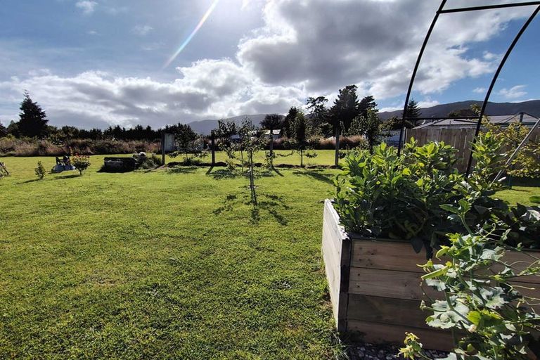 Photo of property in 62 Bushyhill Street, Tapanui, 9522