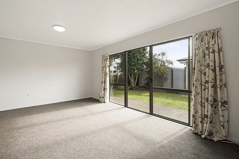 Photo of property in 59a Queen Road, Bellevue, Tauranga, 3110