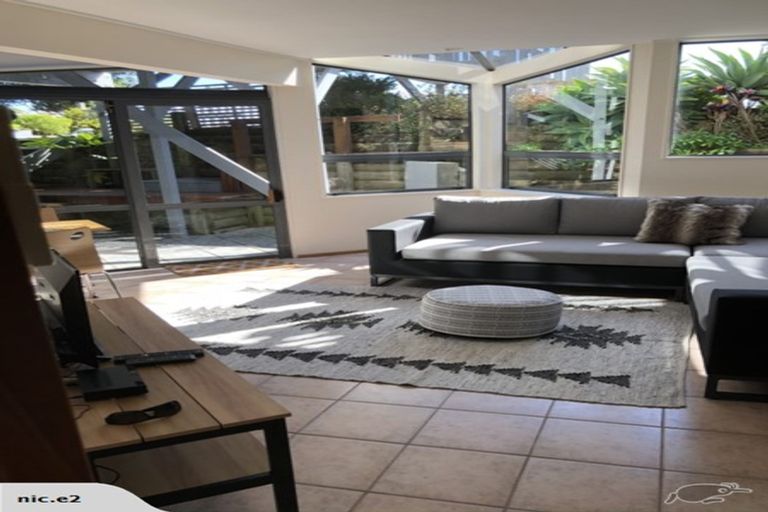 Photo of property in 45 Mana View Road, Paremata, Porirua, 5026