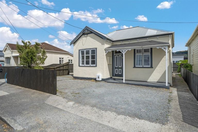 Photo of property in 11 Richmond Street, Petone, Lower Hutt, 5012