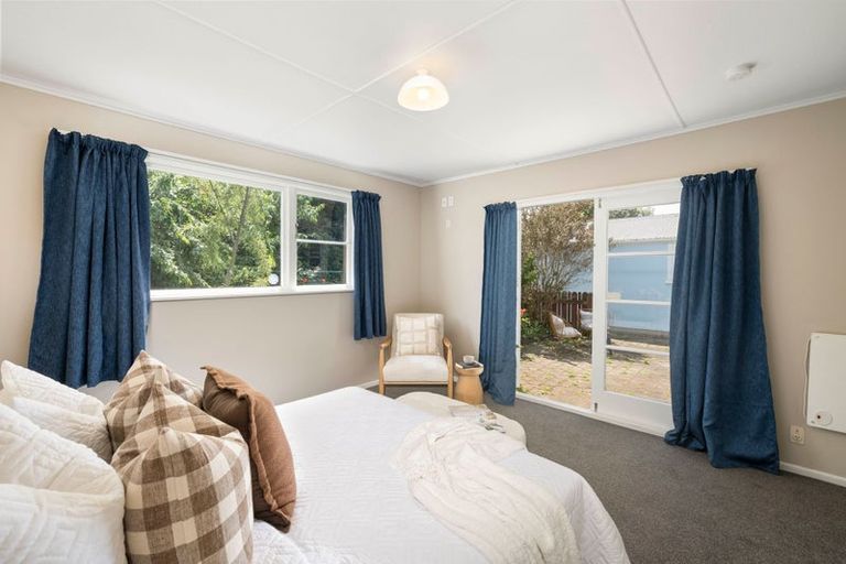 Photo of property in 12 Bethune Street, Featherston, 5710