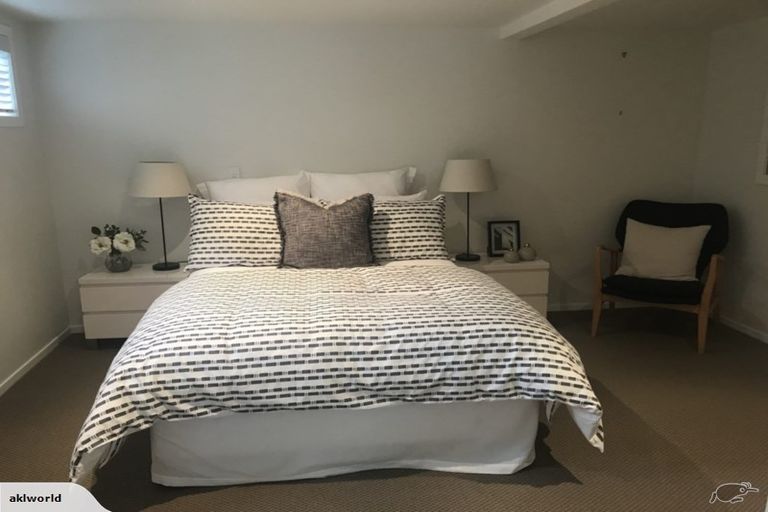 Photo of property in 60 Waitea Road, Muriwai, Waimauku, 0881