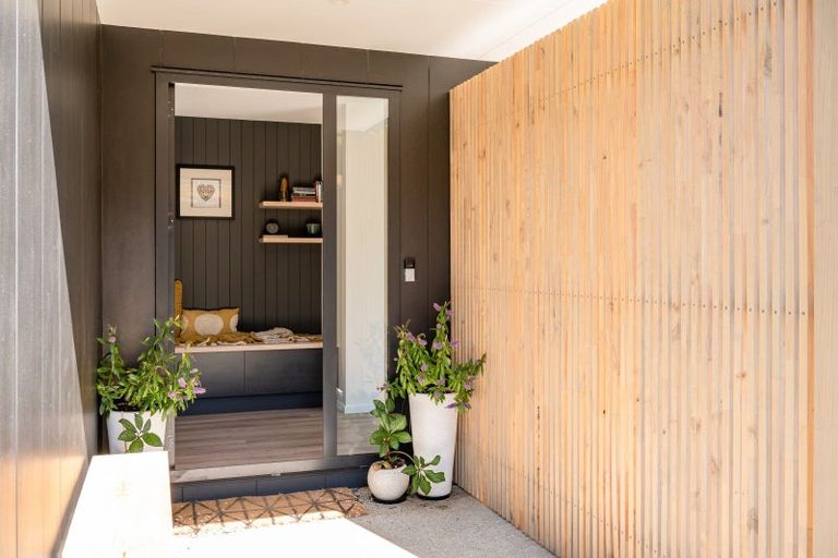 Photo of property in 6 Platinum Ridge, Wanaka, 9305