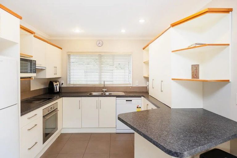 Photo of property in 449a Featherston Street, Palmerston North, 4414