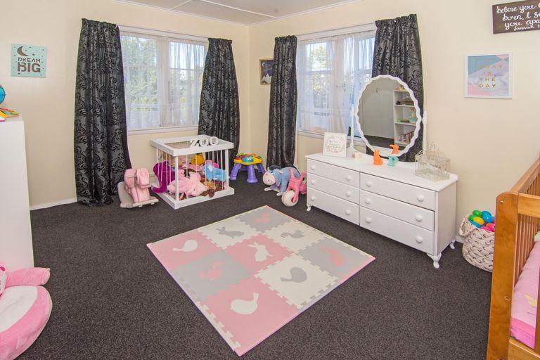 Photo of property in 79 Herbert Street, Masterton, 5810