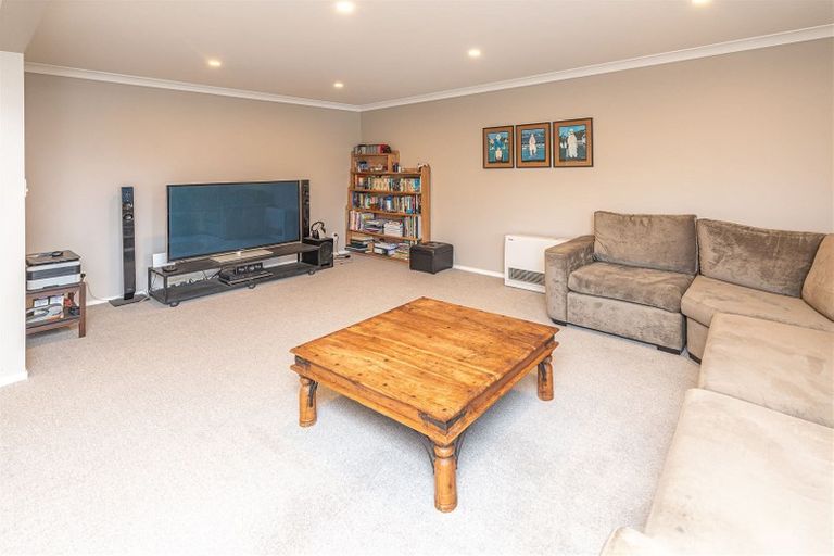 Photo of property in 12 George Street, Aramoho, Whanganui, 4500