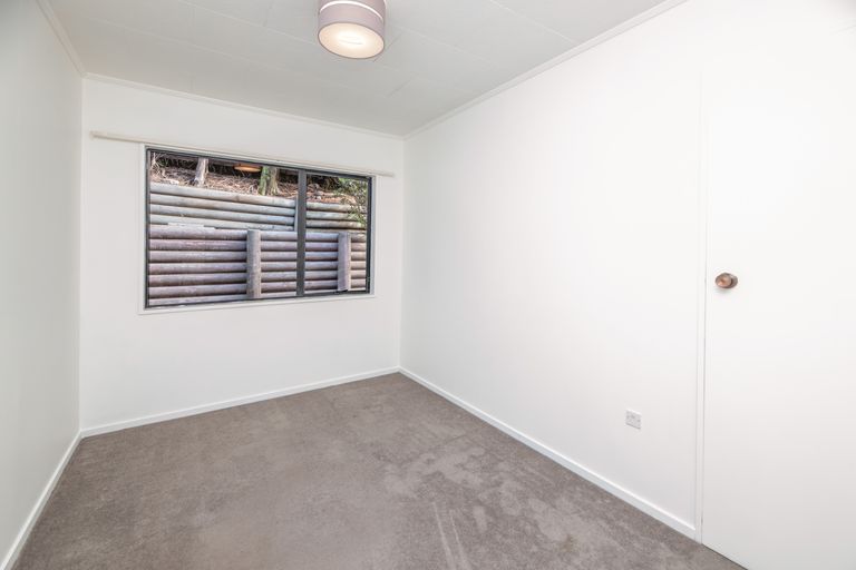 Photo of property in 64 Effingham Street, North New Brighton, Christchurch, 8083