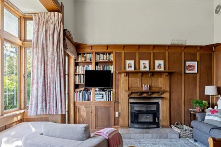 Photo of property in 91 Iranui Road, Inner Kaiti, Gisborne, 4010