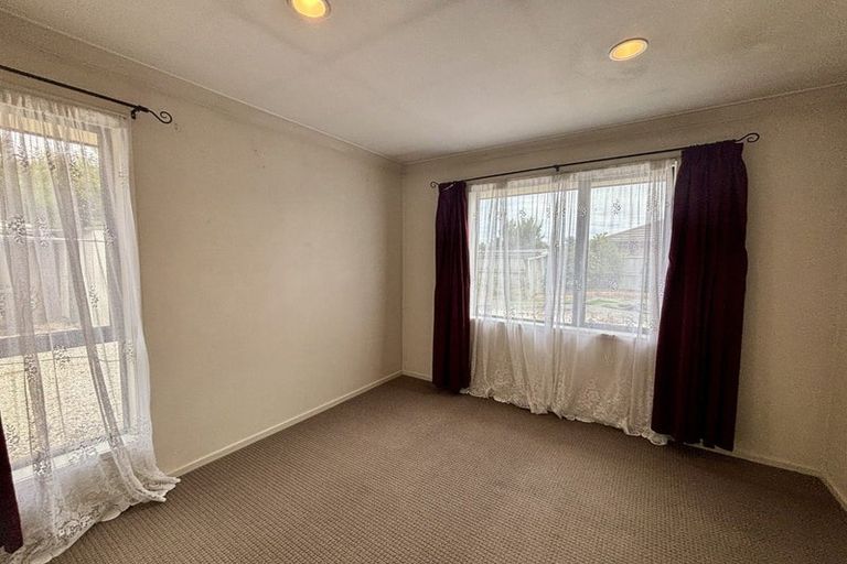 Photo of property in 26 De Castro Drive, Blenheim, 7201