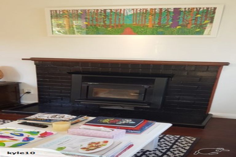 Photo of property in 65 Old Lake Road, Narrow Neck, Auckland, 0624