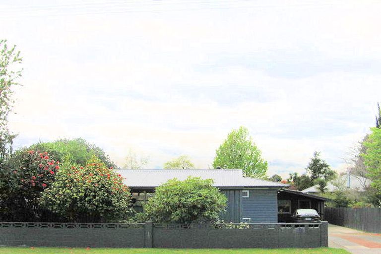 Photo of property in 4 Taupo View Road, Taupo, 3330