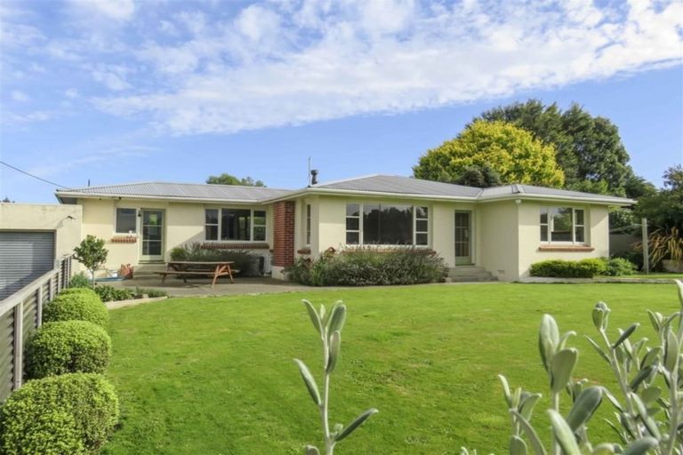 Photo of property in 16 Lorne Dacre Road, Lorneville, Invercargill, 9876