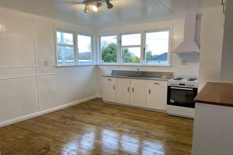 Photo of property in 5 Avon Street, Stratford, 4332