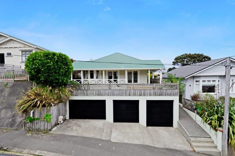 Photo of property in 9 Hohiria Road, Hataitai, Wellington, 6021