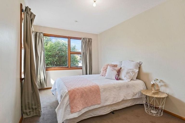 Photo of property in 5 Ketton Place, St Albans, Christchurch, 8052