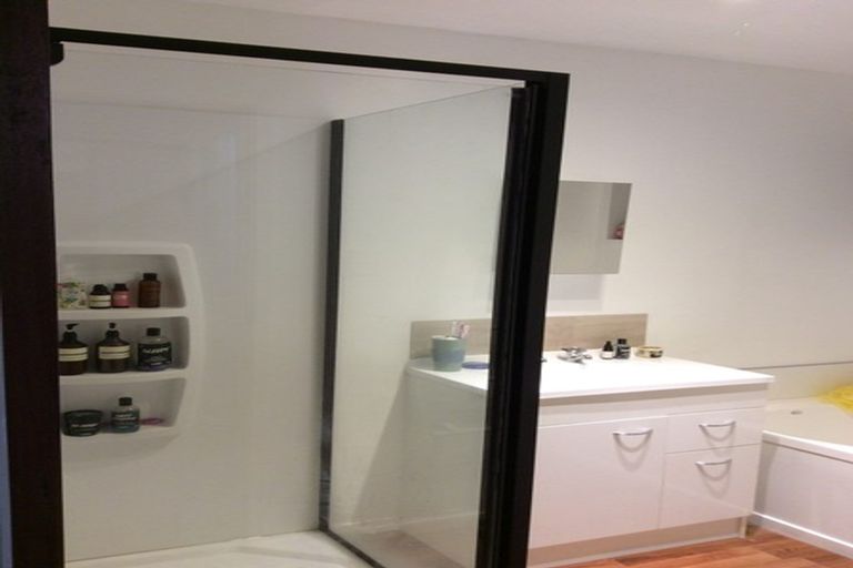 Photo of property in 2/73 Sabys Road, Halswell, Christchurch, 8025