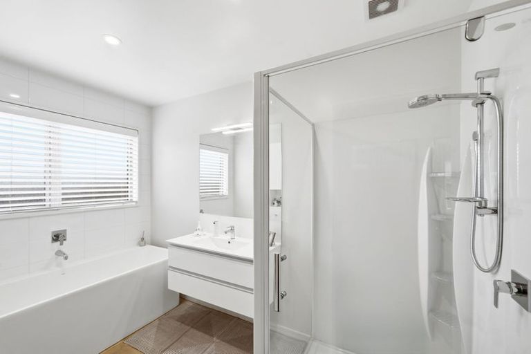 Photo of property in 36 Rannoch Drive, Broomfield, Christchurch, 8042