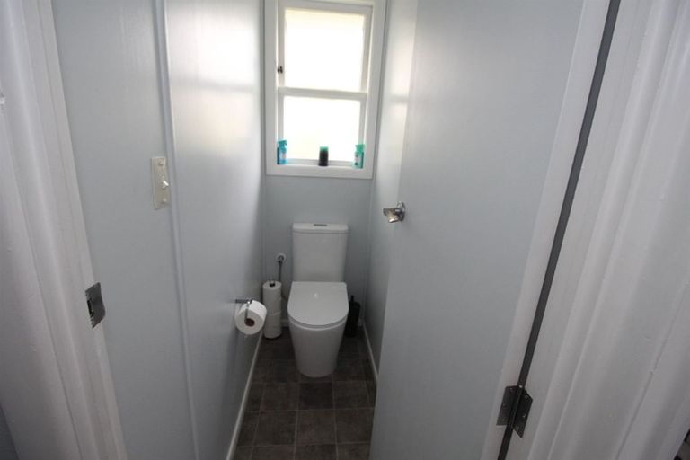 Photo of property in 4 Ngatuku Place, Tokoroa, 3420