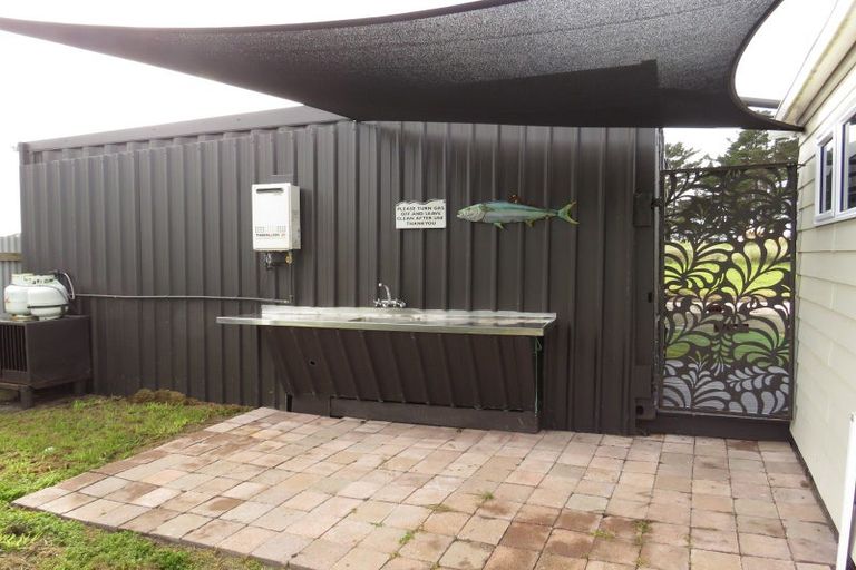 Photo of property in 7 Pukenui Drive, Mahia, 4198