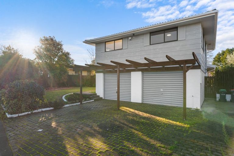Photo of property in 12 Juniper Place, Burnside, Christchurch, 8053