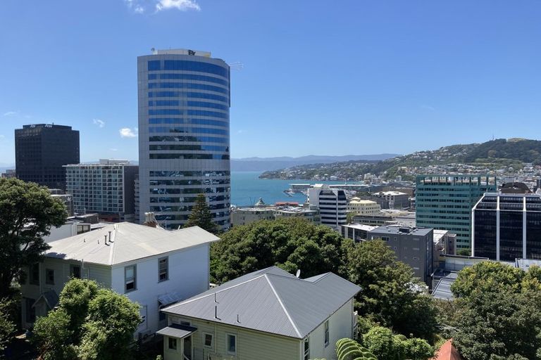 Photo of property in 235 The Terrace, Te Aro, Wellington, 6011