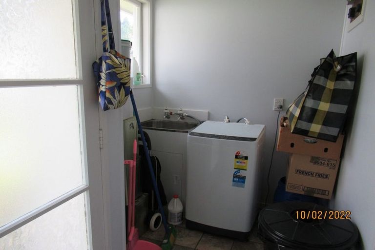 Photo of property in 25 Glenbervie Crescent, Massey, Auckland, 0614