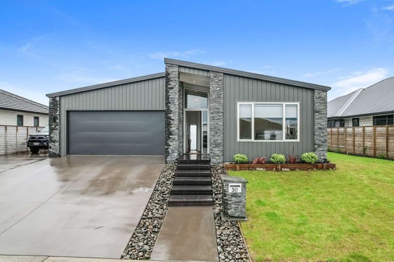 Photo of property in 30 Awatea Drive, Whitianga, 3510