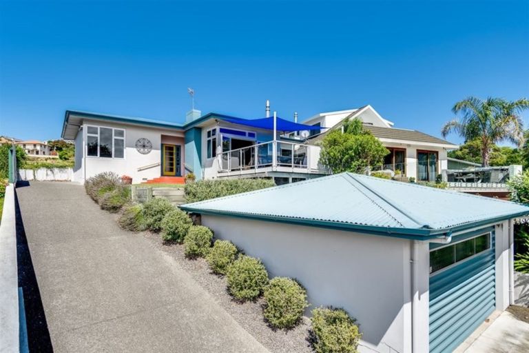 Photo of property in 5 Milton Terrace, Hospital Hill, Napier, 4110