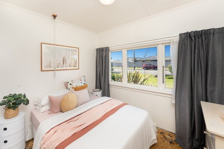 Photo of property in 23 Moana Street, Otaki Beach, Otaki, 5512