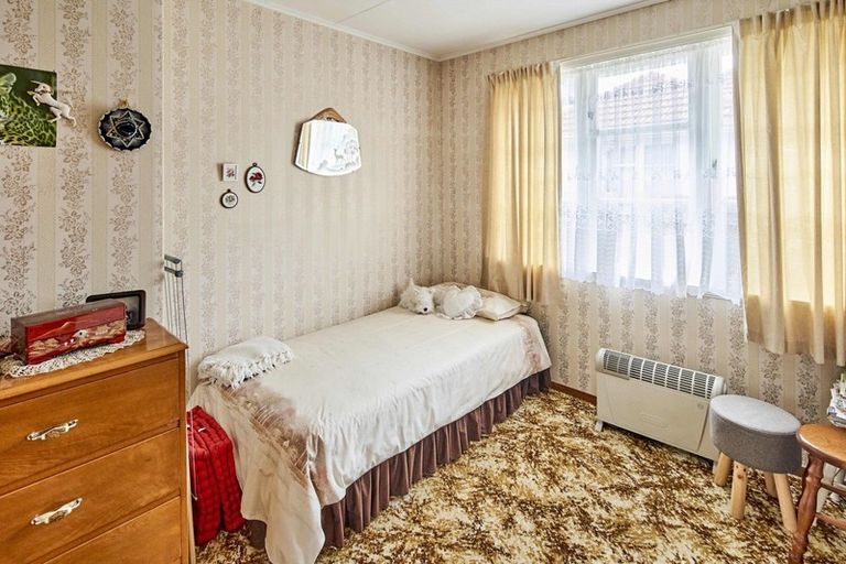 Photo of property in 1 Rosina Street, Clouston Park, Upper Hutt, 5018