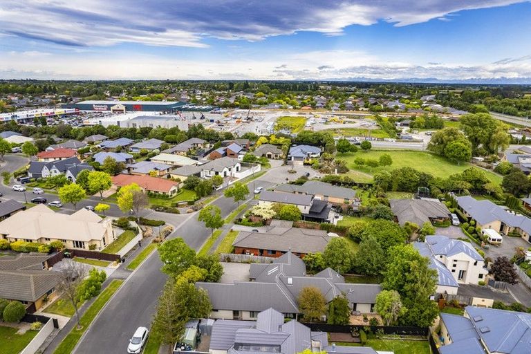 Photo of property in 70 Fairway Drive, Shirley, Christchurch, 8061