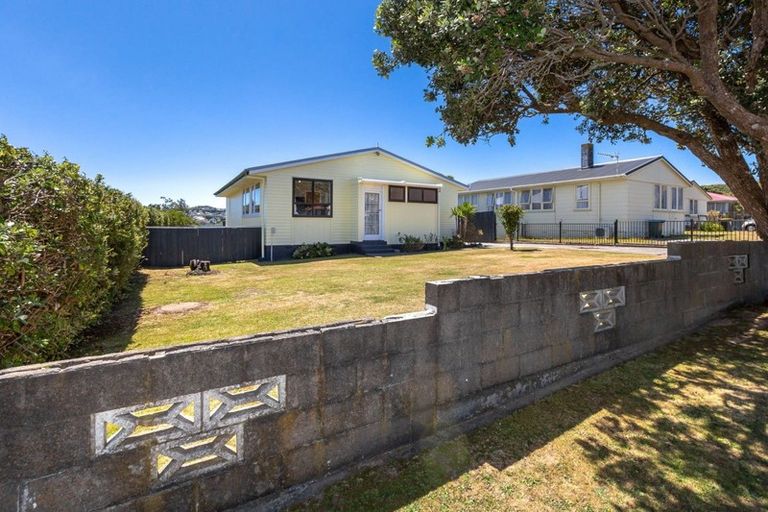 Photo of property in 26 Niagara Street, Waitangirua, Porirua, 5024