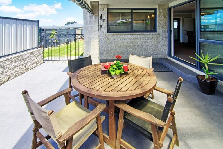 Photo of property in 11 Mervyn Brown Place, Solway, Masterton, 5810