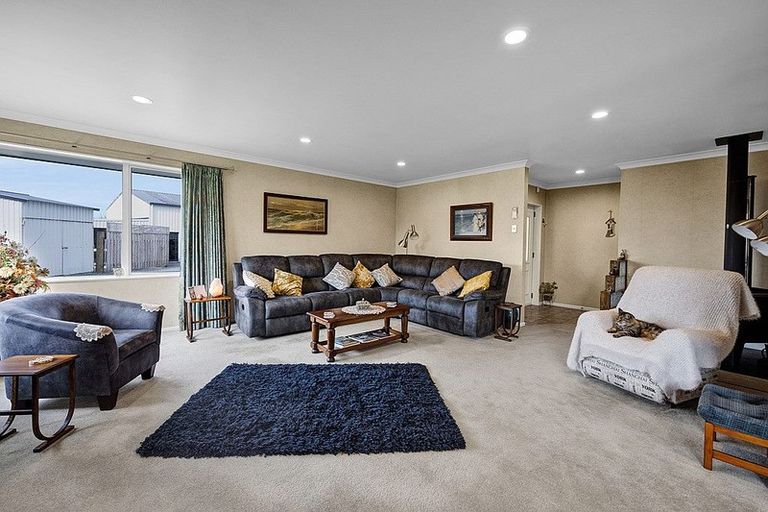 Photo of property in 156 Pembroke Road, Pembroke, Stratford, 4391