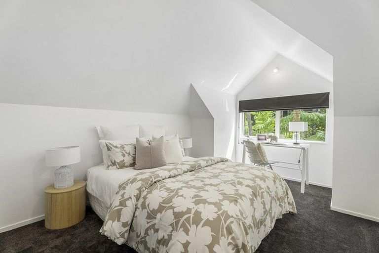 Photo of property in 2/185a Manuka Road, Bayview, Auckland, 0629