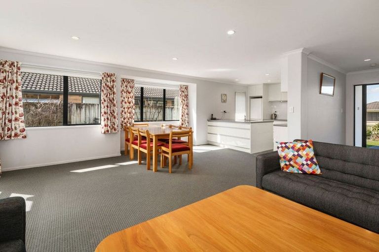 Photo of property in 14 Hoggard Place, Katikati, 3129