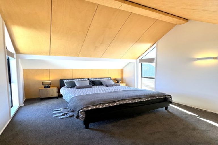 Photo of property in 1/251 Memorial Avenue, Burnside, Christchurch, 8053