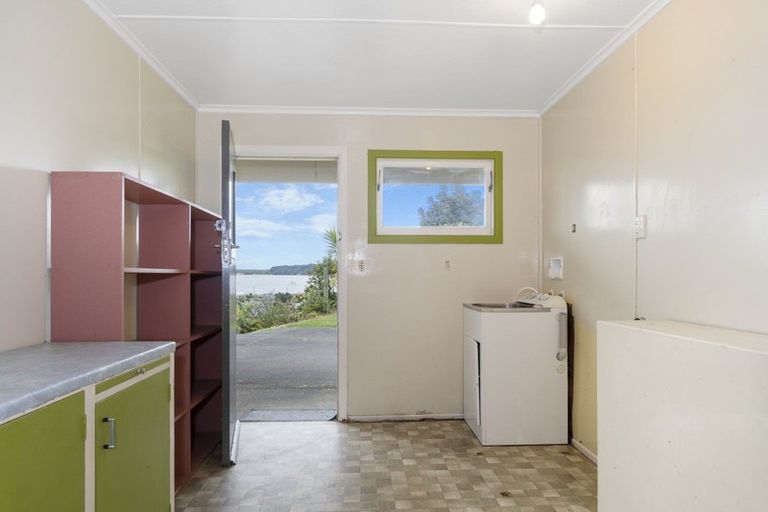 Photo of property in 30 Omokoroa Road, Omokoroa, 3114