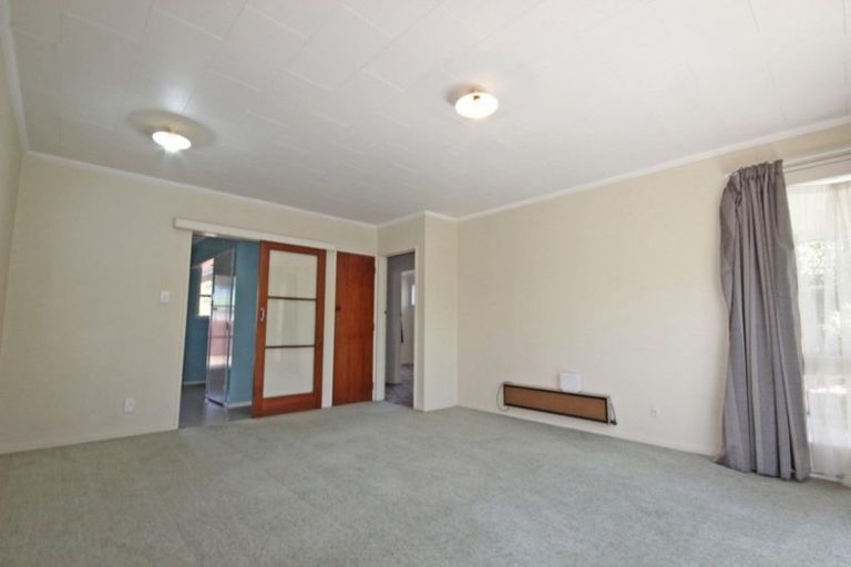 Photo of property in 676 Main Street, Palmerston North, 4414