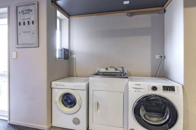 Photo of property in 6 Punga Lane, Parklands, Christchurch, 8083