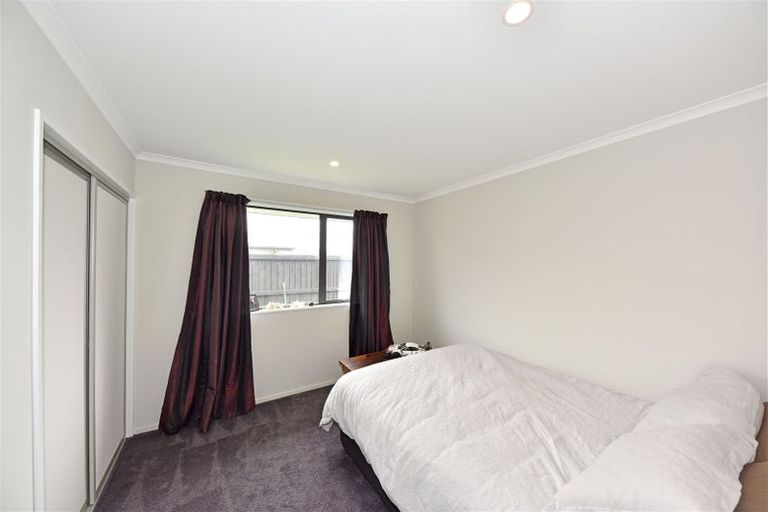 Photo of property in 2 Tara Crescent, Woodend, 7610