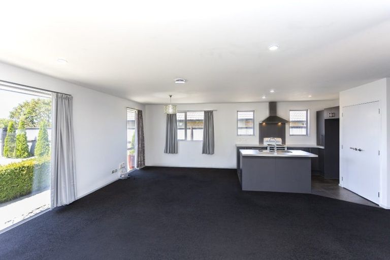 Photo of property in 27 Rookwood Avenue, New Brighton, Christchurch, 8083