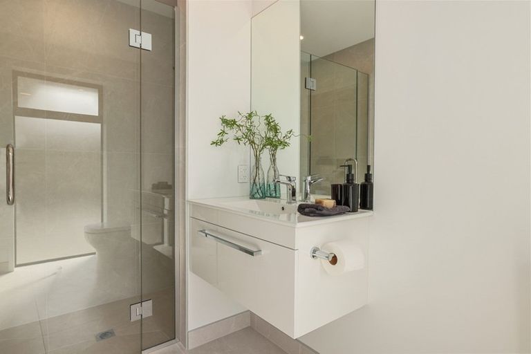 Photo of property in 16 Whitburn Avenue, Halswell, Christchurch, 8025