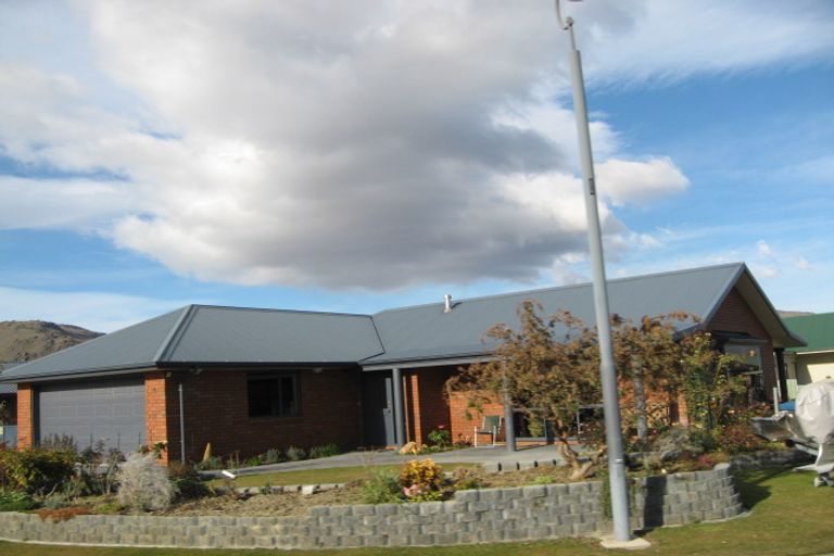 Photo of property in 6 Fenwick Crescent, Cromwell, 9310