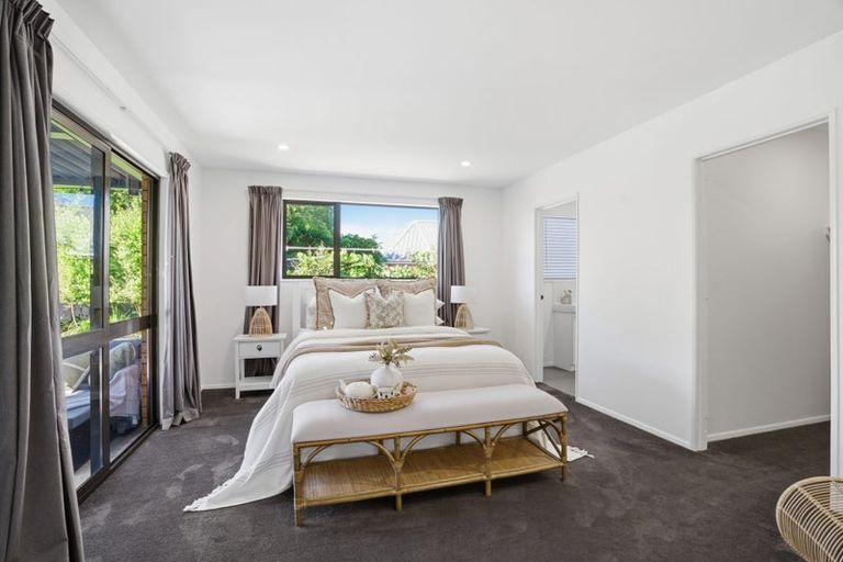 Photo of property in 8 Kedleston Drive, Avonhead, Christchurch, 8042