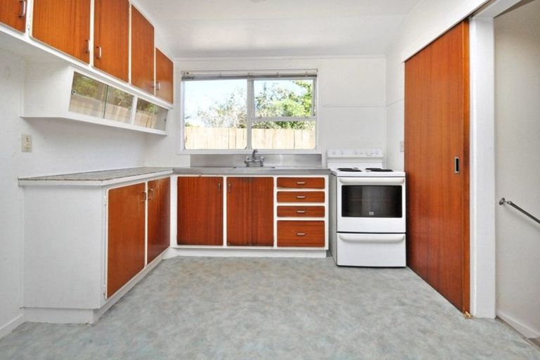 Photo of property in 3/69 Titirangi Road, New Lynn, Auckland, 0600